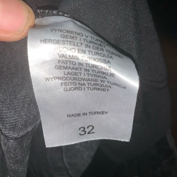 Free People Ragged Priest black destroyed straight size 32 jeans - Picture 5 of 6